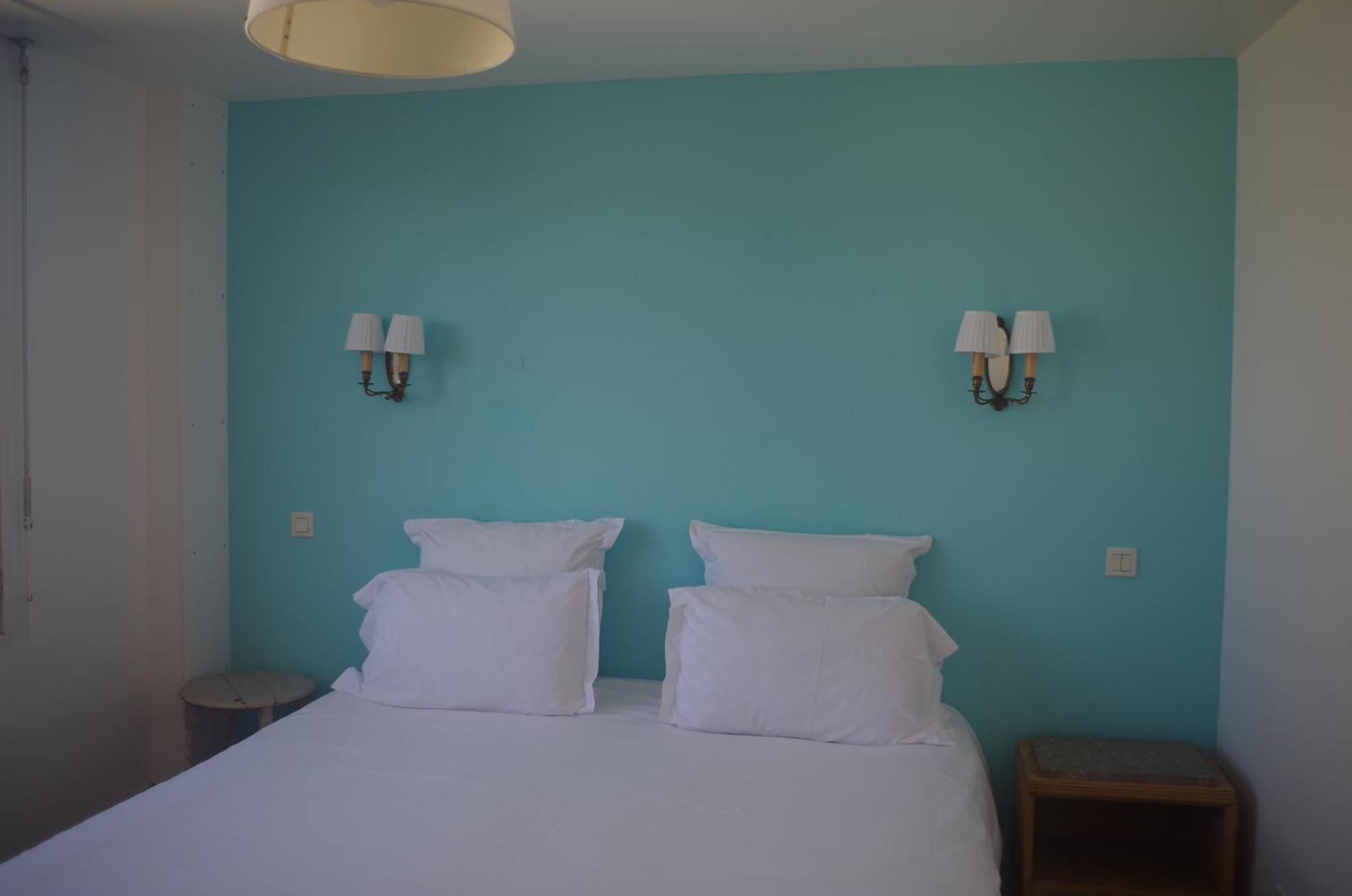 Hotel Richelieu Calais Exterior photo